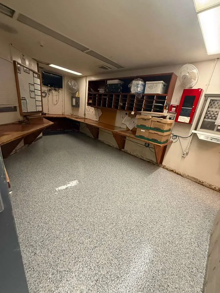 Commercial office floor coated and easy to clean